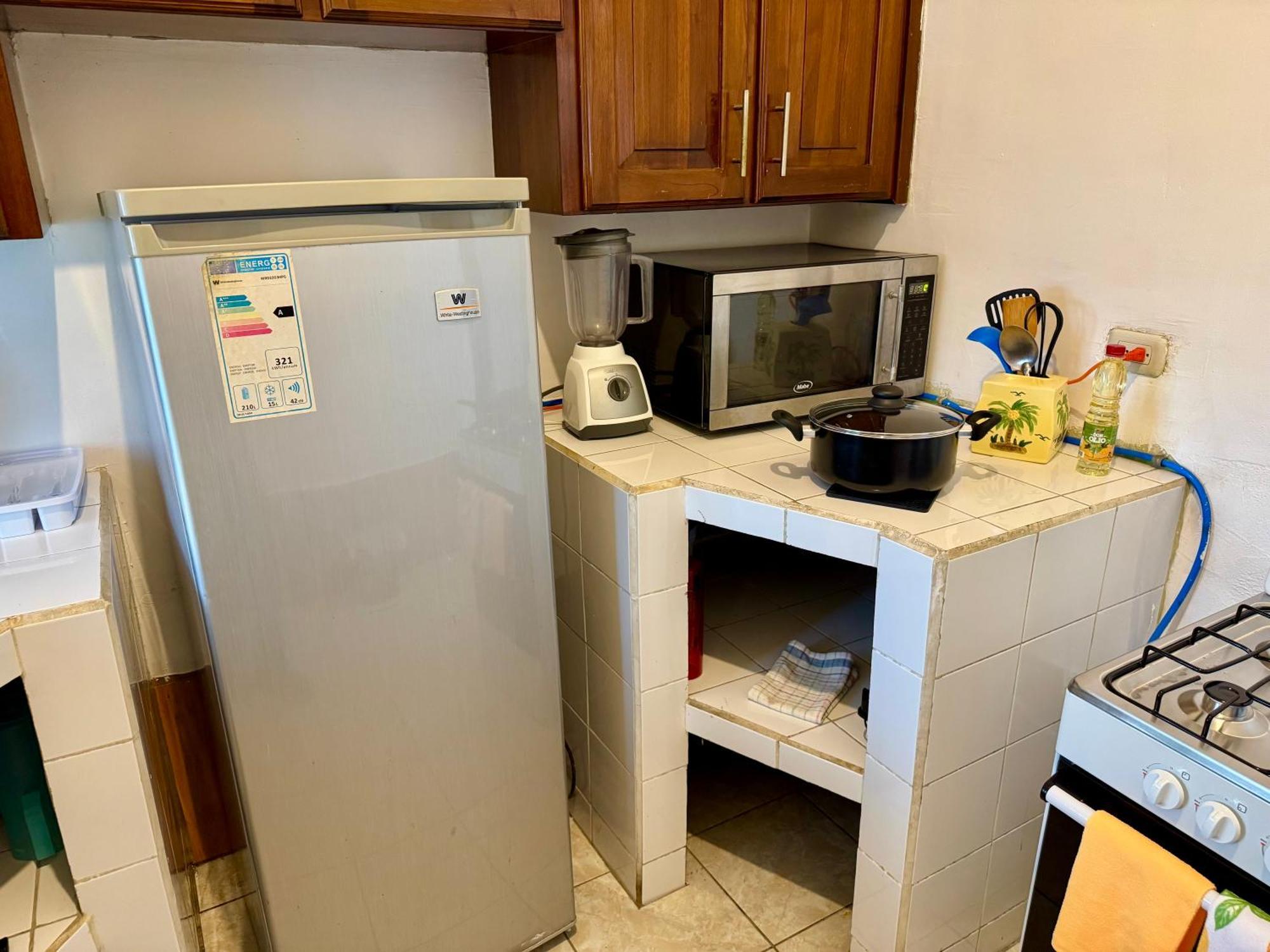 Hostal Inn 1 فلوريس المظهر الخارجي الصورة